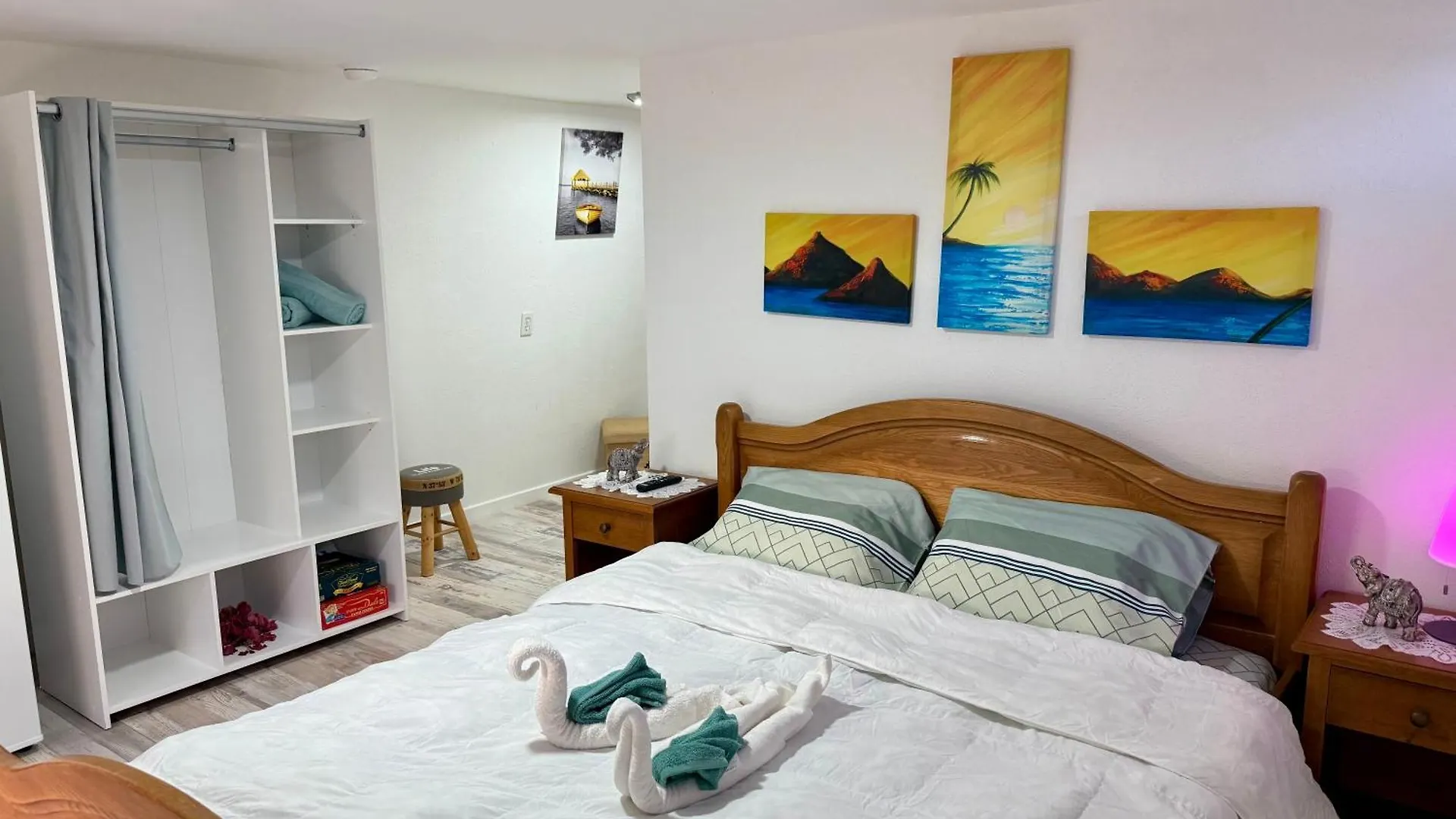 Tropical Studio In Willemstad