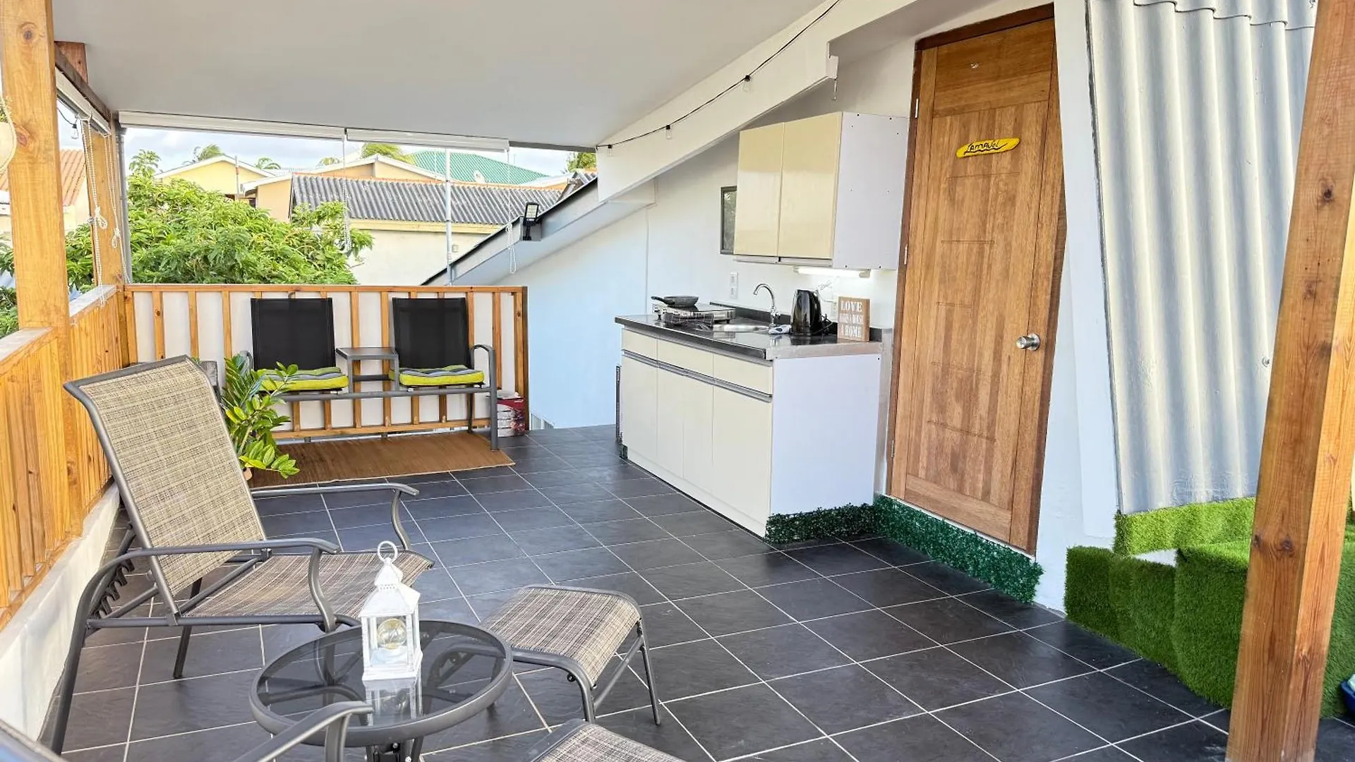 Tropical Studio In Willemstad Daire